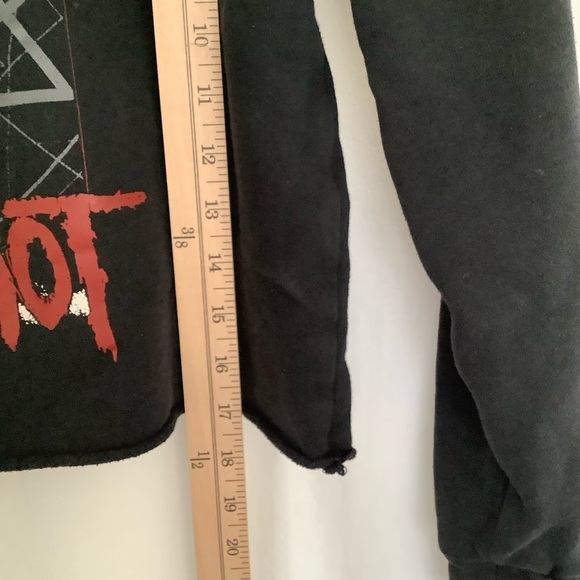SlipKnot Womens Hoodie Size XS Y2K Cropped Graphic Heavy Metal Grunge Goth Rebel - Picture 9 of 12